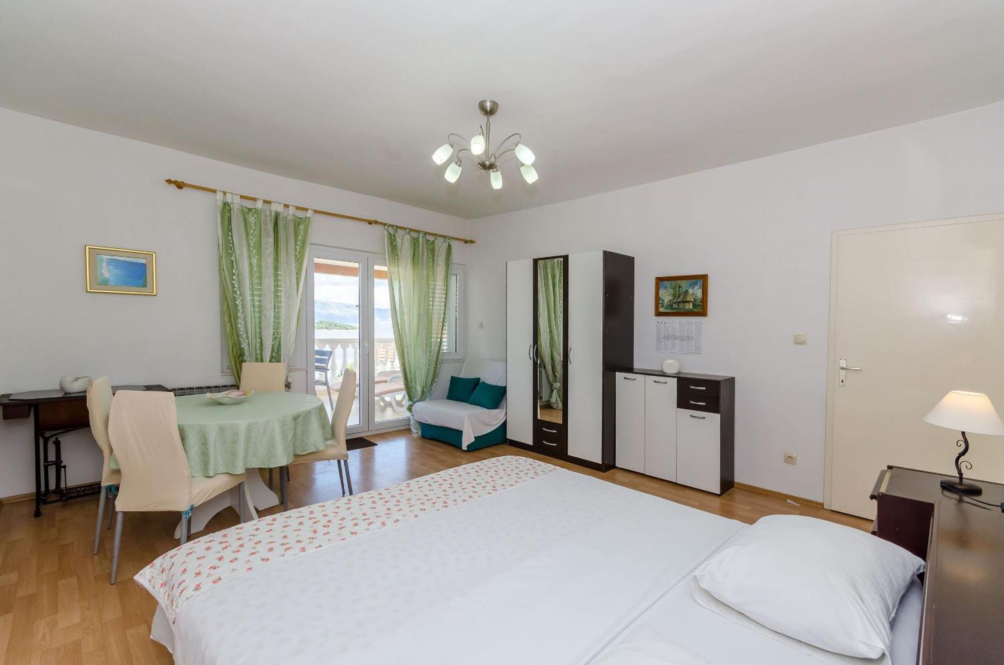 Apartments Jakov Jelsa  Exterior foto